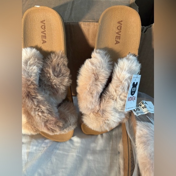 Shoes - NWT-Vovea furry slides slip-on shoes plush crossover straps flat anti-slip sole